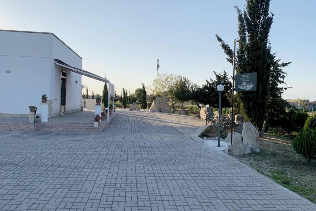 Fraschi Countryhouse Carpignano Salentino Bagian luar foto